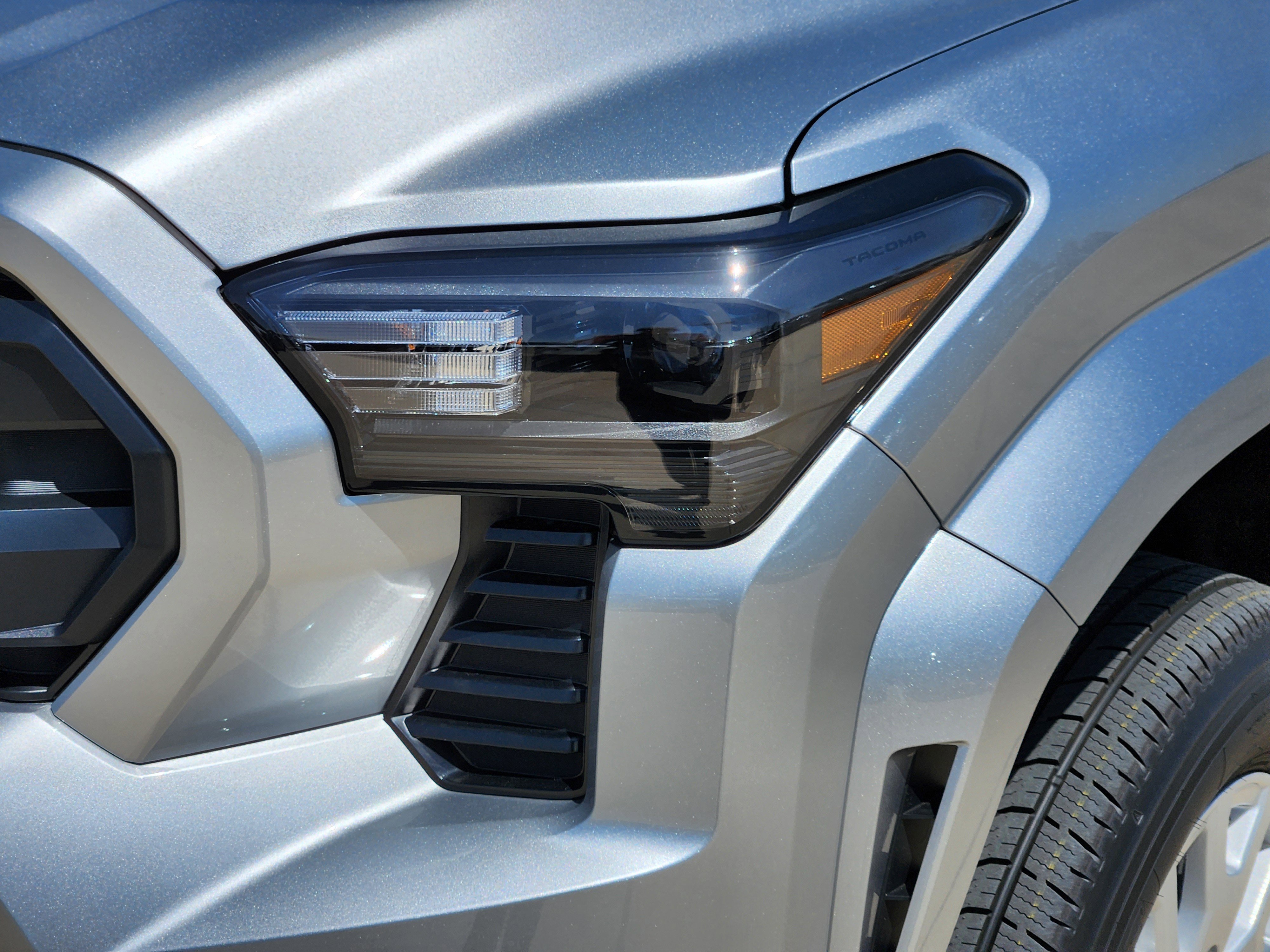 Vehicle image 5 of 22