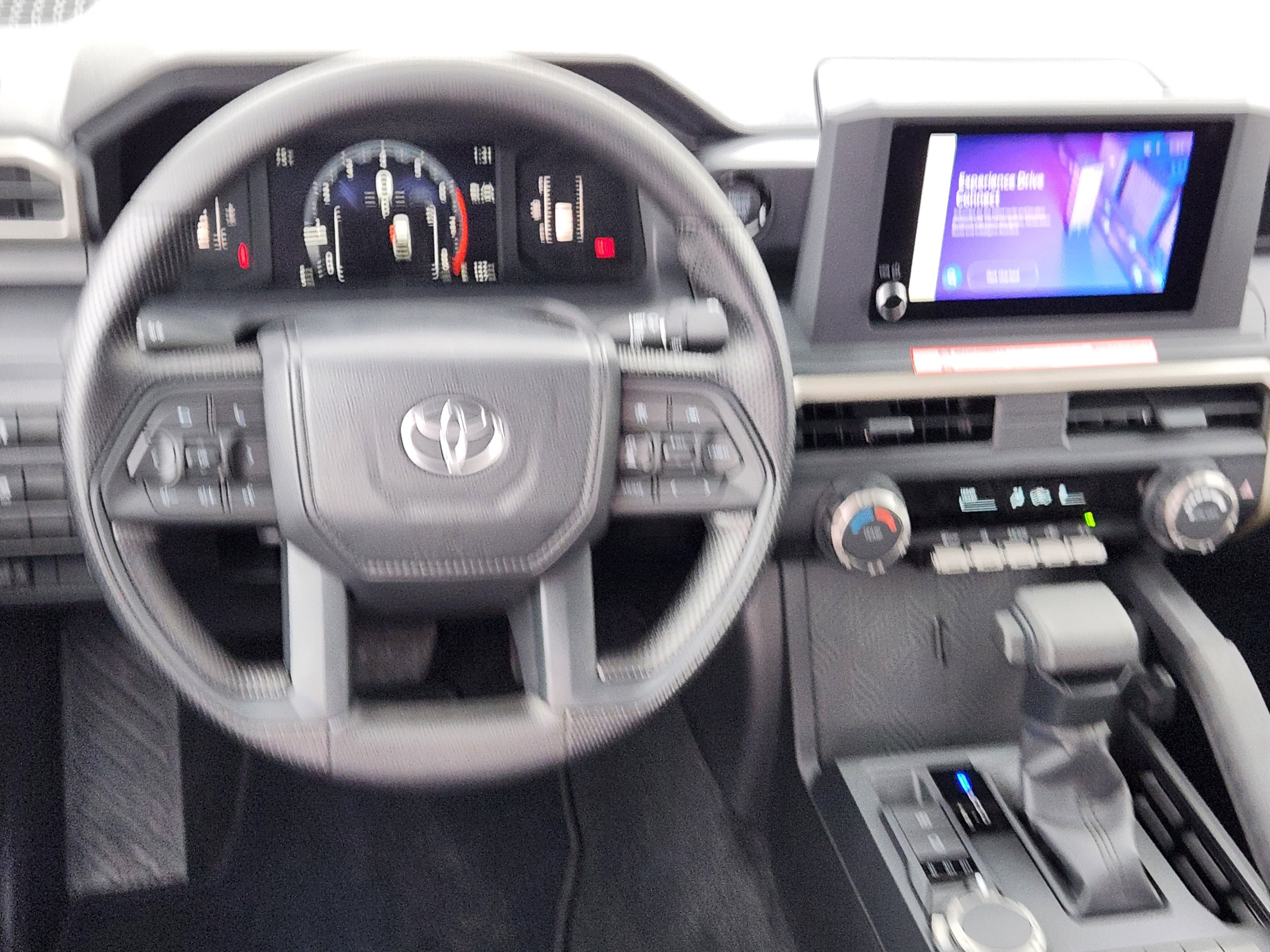 Vehicle image 19 of 22