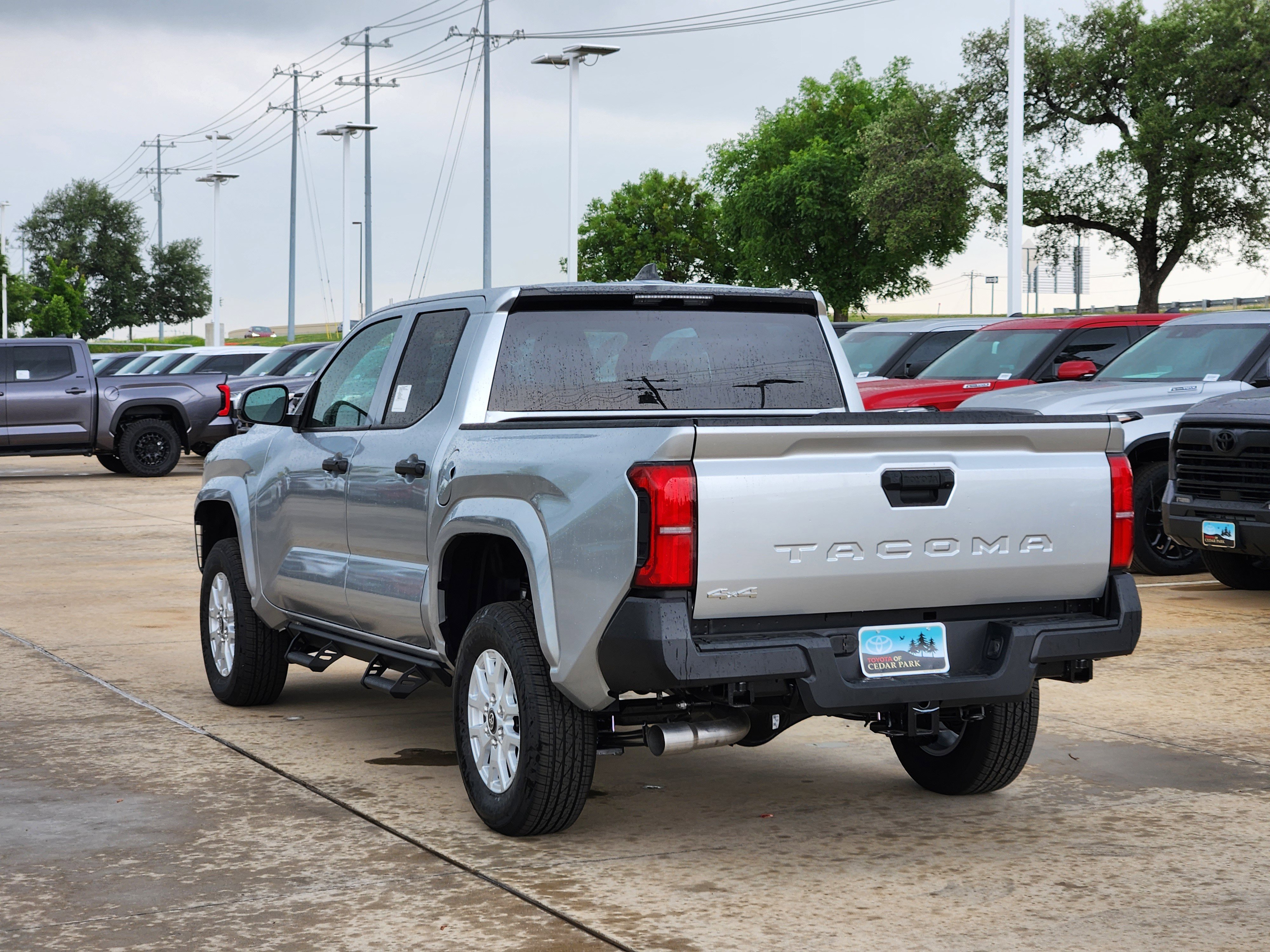Vehicle image 4 of 22