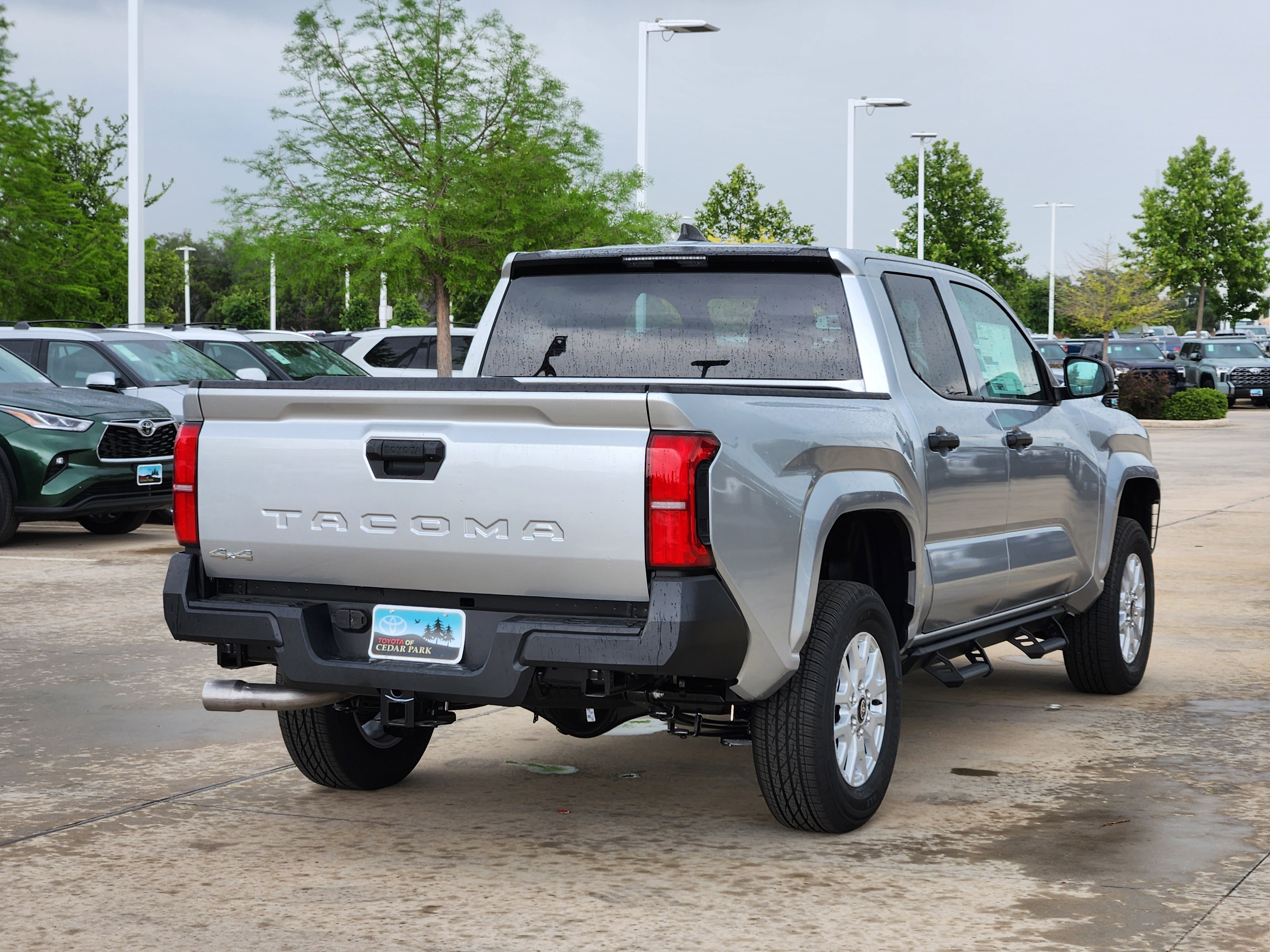 Vehicle image 3 of 22