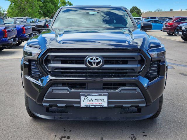 Vehicle image 3 of 12