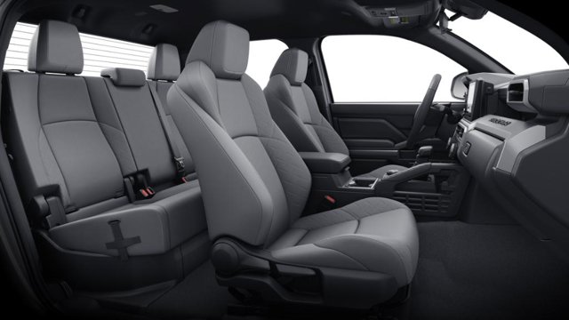 Vehicle image 6 of 8