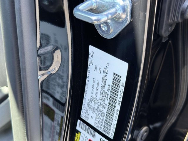 2025 Toyota Tacoma SR5 Image 21 of 25