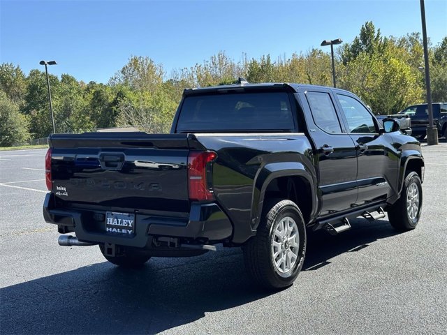 2025 Toyota Tacoma SR5 Image 4 of 25