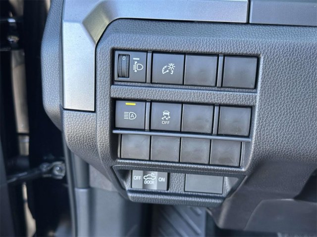 2025 Toyota Tacoma SR5 Image 23 of 25