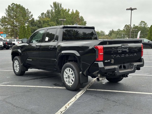 2025 Toyota Tacoma SR5 Image 6 of 25