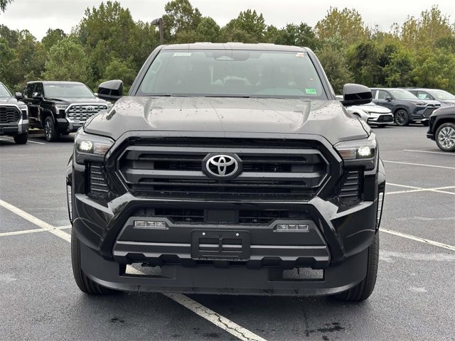2025 Toyota Tacoma SR5 Image 3 of 25