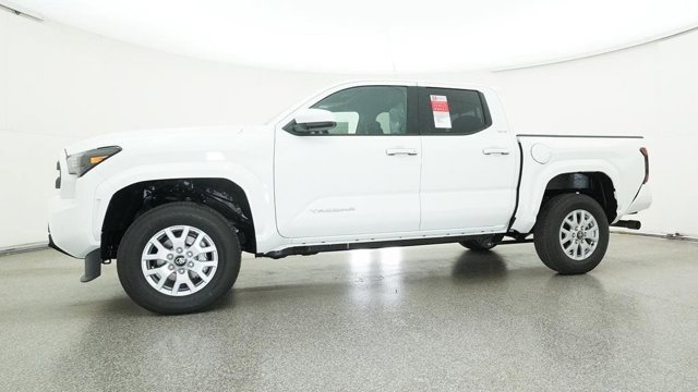 Vehicle image 4 of 33