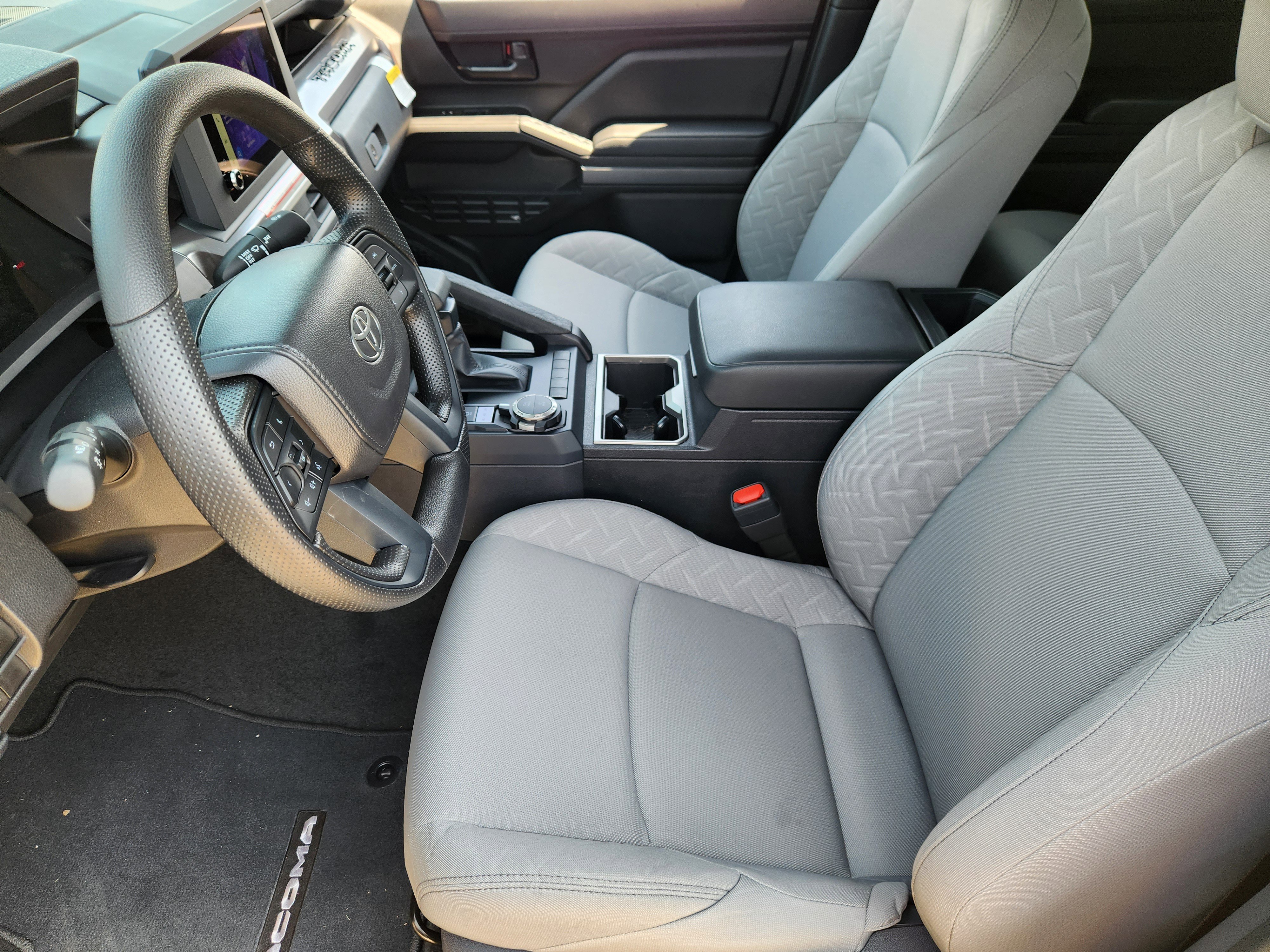 Vehicle image 9 of 22
