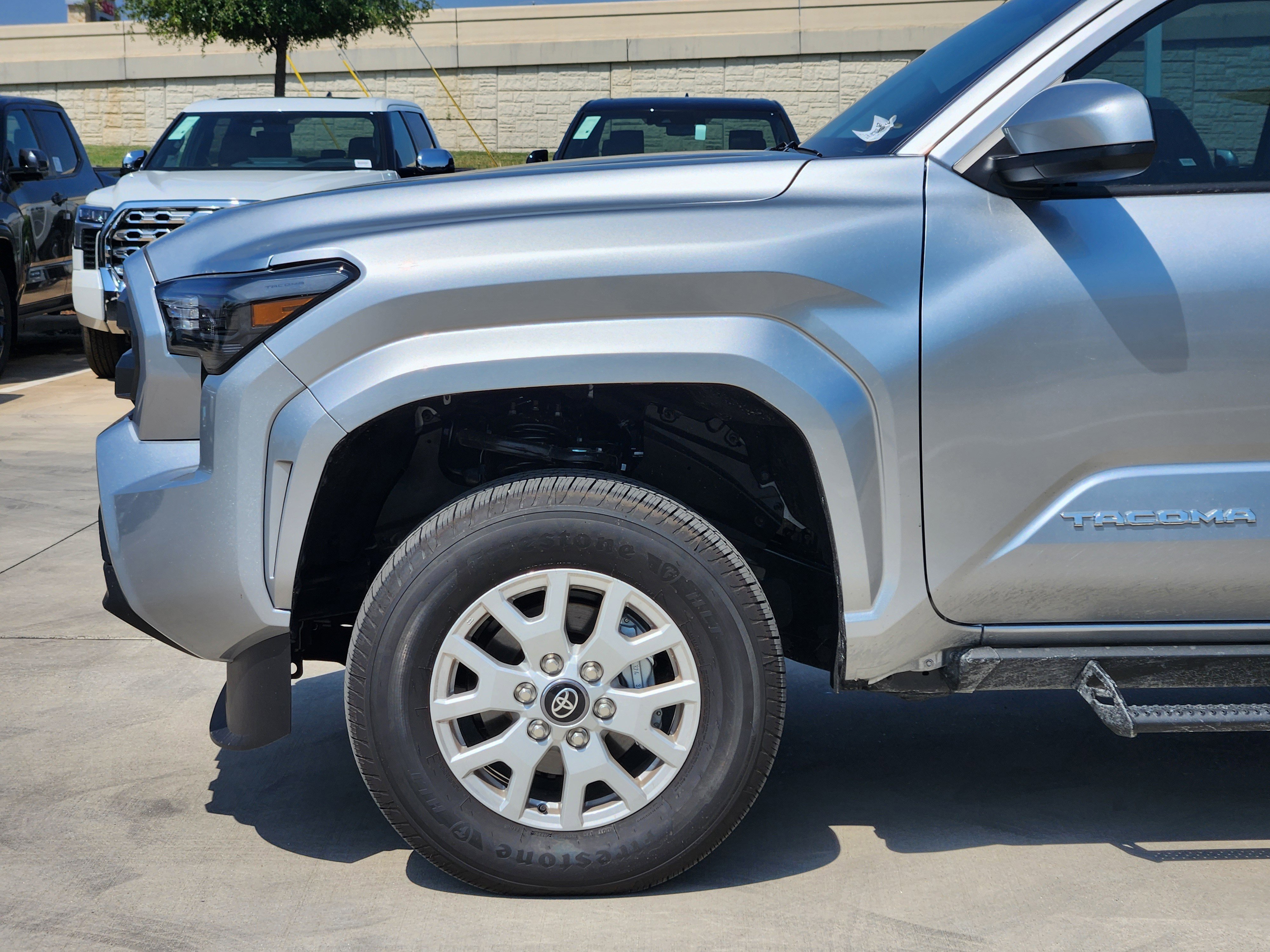 Vehicle image 6 of 22