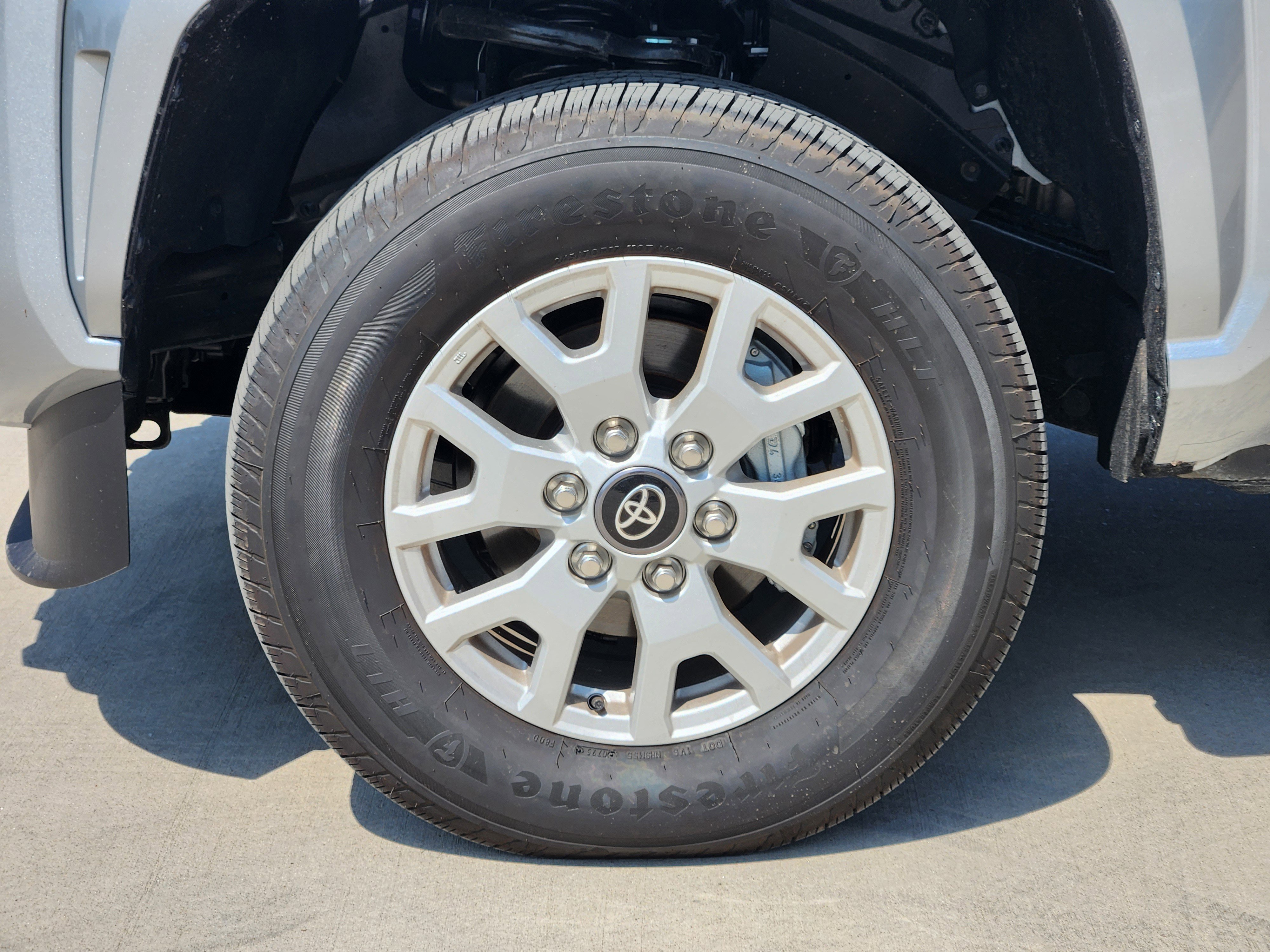 Vehicle image 7 of 22