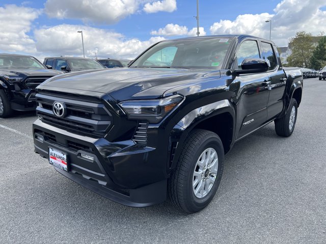 2025 Toyota Tacoma SR5 Image 1 of 10