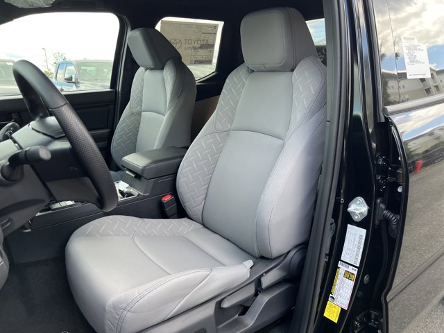2025 Toyota Tacoma SR5 Image 8 of 10