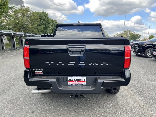 2025 Toyota Tacoma SR5 Image 5 of 10