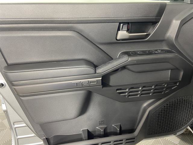 2025 Toyota Tacoma TRD Off Road Image 15 of 22