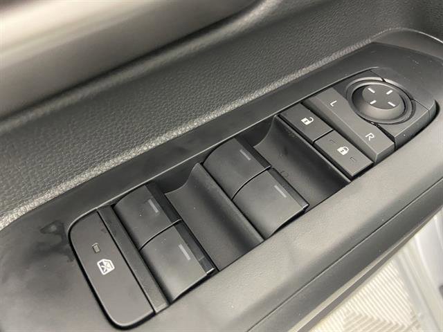 2025 Toyota Tacoma TRD Off Road Image 16 of 22