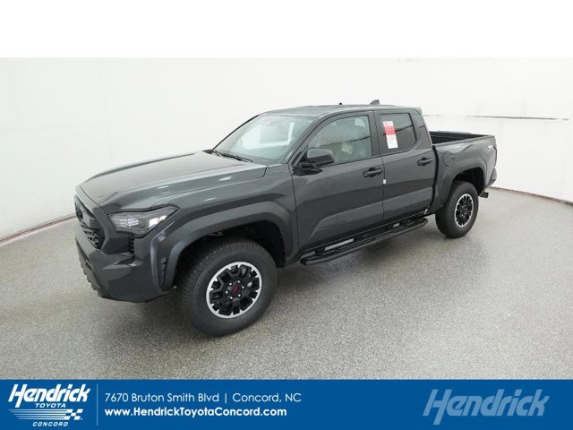 Vehicle image 2 of 32