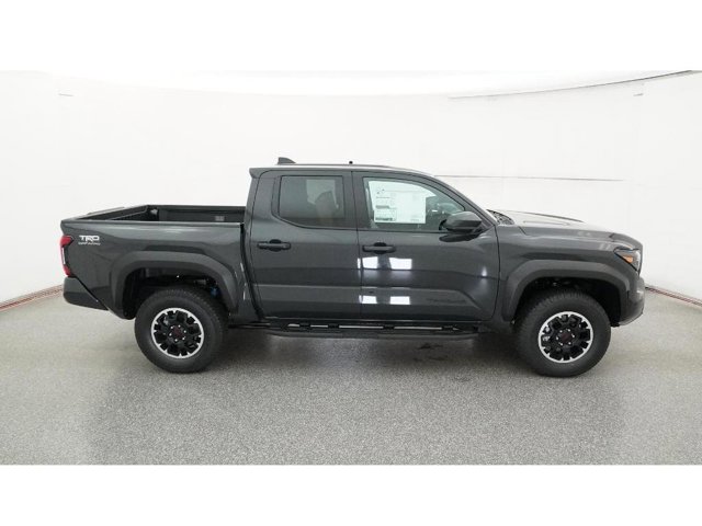 Vehicle image 14 of 32