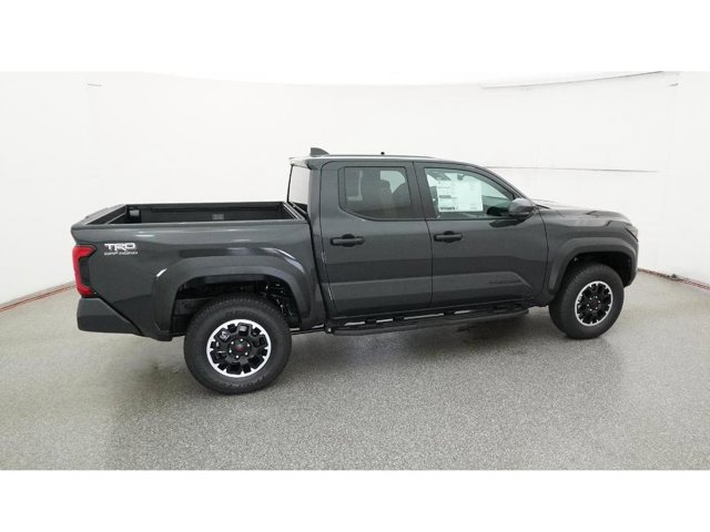 Vehicle image 17 of 32