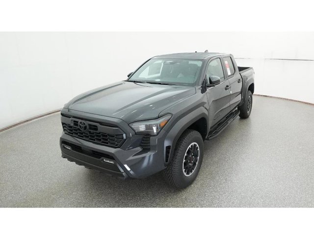 Vehicle image 5 of 32