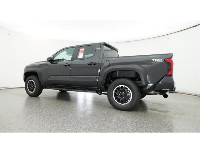 Vehicle image 25 of 32