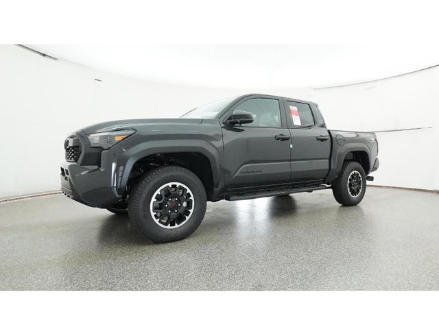 Vehicle image 4 of 32