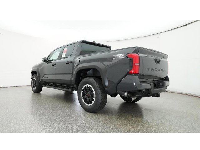 Vehicle image 26 of 32