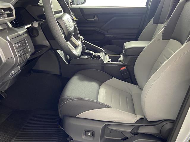 2025 Toyota Tacoma TRD Off Road Image 10 of 25