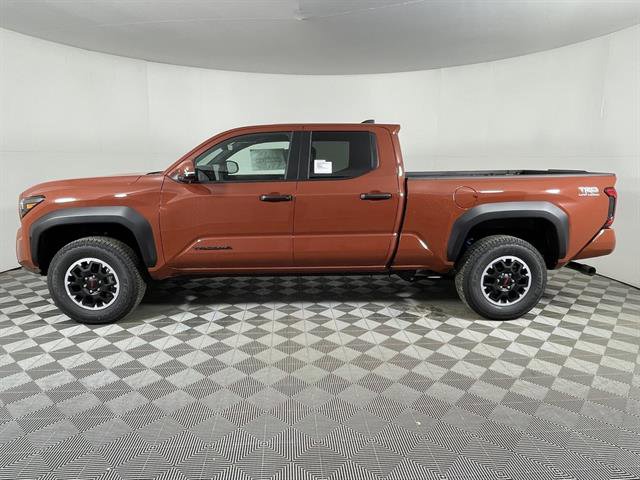 2025 Toyota Tacoma TRD Off Road Image 7 of 24