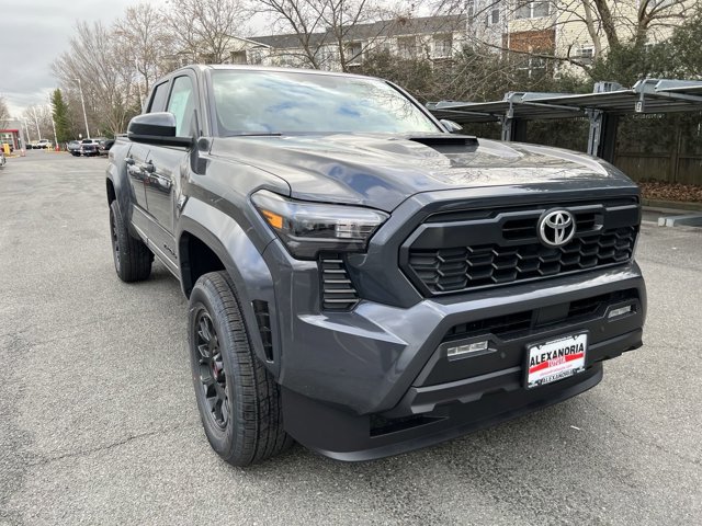 Vehicle image 5 of 10