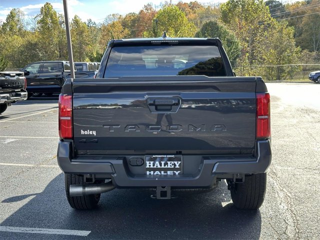 2025 Toyota Tacoma TRD Sport Image 5 of 25