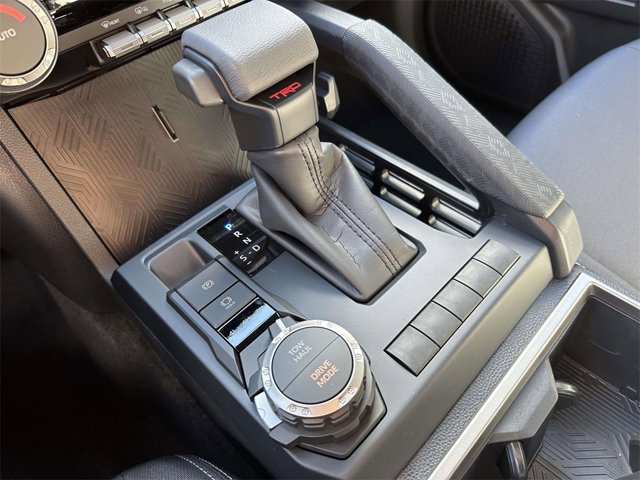 2025 Toyota Tacoma TRD Sport Image 18 of 25