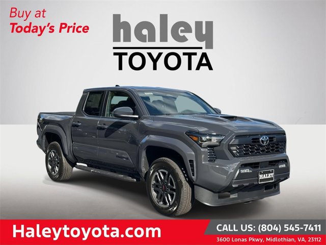 2025 Toyota Tacoma TRD Sport Image 2 of 25