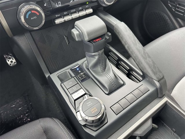 2025 Toyota Tacoma TRD Sport Image 17 of 25
