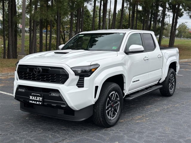 2025 Toyota Tacoma TRD Sport Image 1 of 25