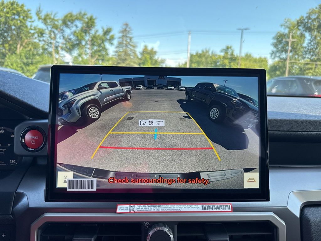 Vehicle image 15 of 20
