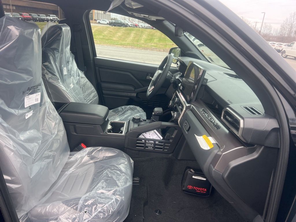 Vehicle image 12 of 20