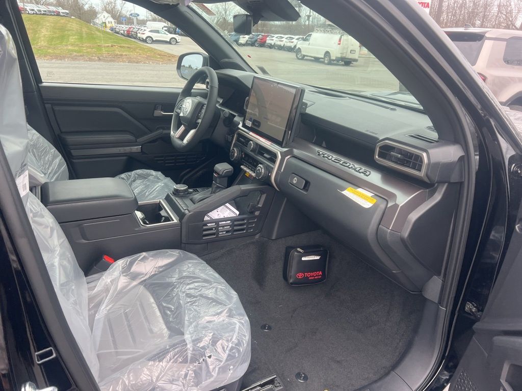 Vehicle image 19 of 20
