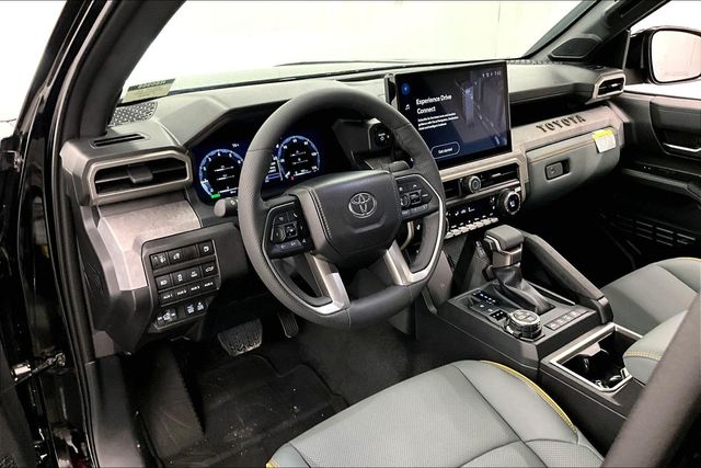 2025 Toyota Tacoma 4WD Trailhunter Hybrid Image 16 of 40