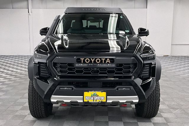 2025 Toyota Tacoma 4WD Trailhunter Hybrid Image 2 of 40