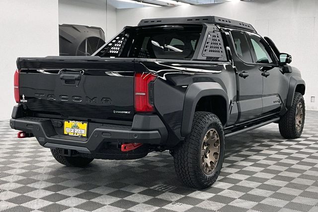 2025 Toyota Tacoma 4WD Trailhunter Hybrid Image 5 of 40