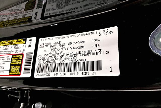 2025 Toyota Tacoma 4WD Trailhunter Hybrid Image 34 of 40