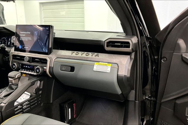 2025 Toyota Tacoma 4WD Trailhunter Hybrid Image 19 of 40