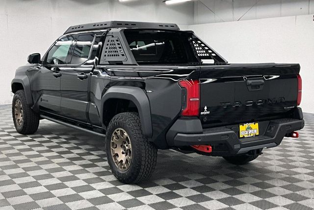 2025 Toyota Tacoma 4WD Trailhunter Hybrid Image 7 of 40