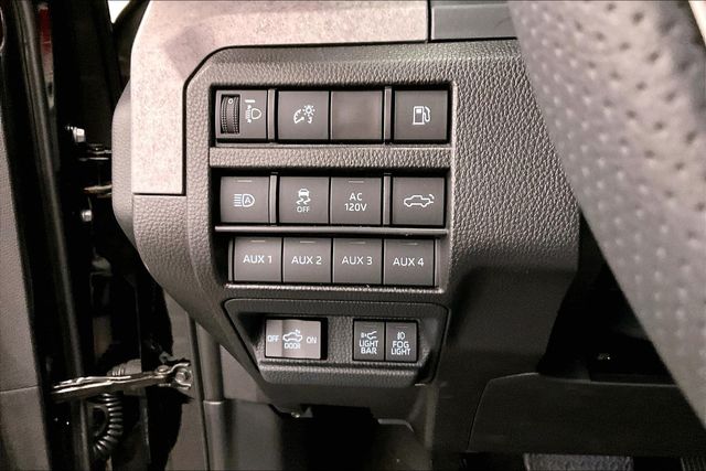 2025 Toyota Tacoma 4WD Trailhunter Hybrid Image 32 of 40