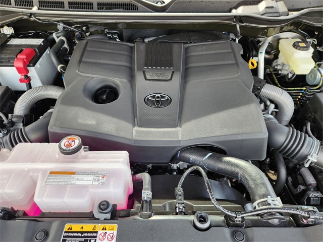 Vehicle image 22 of 23