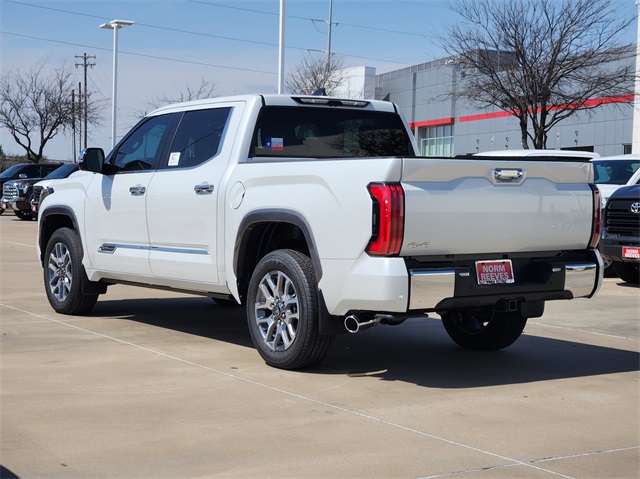 Vehicle image 4 of 22