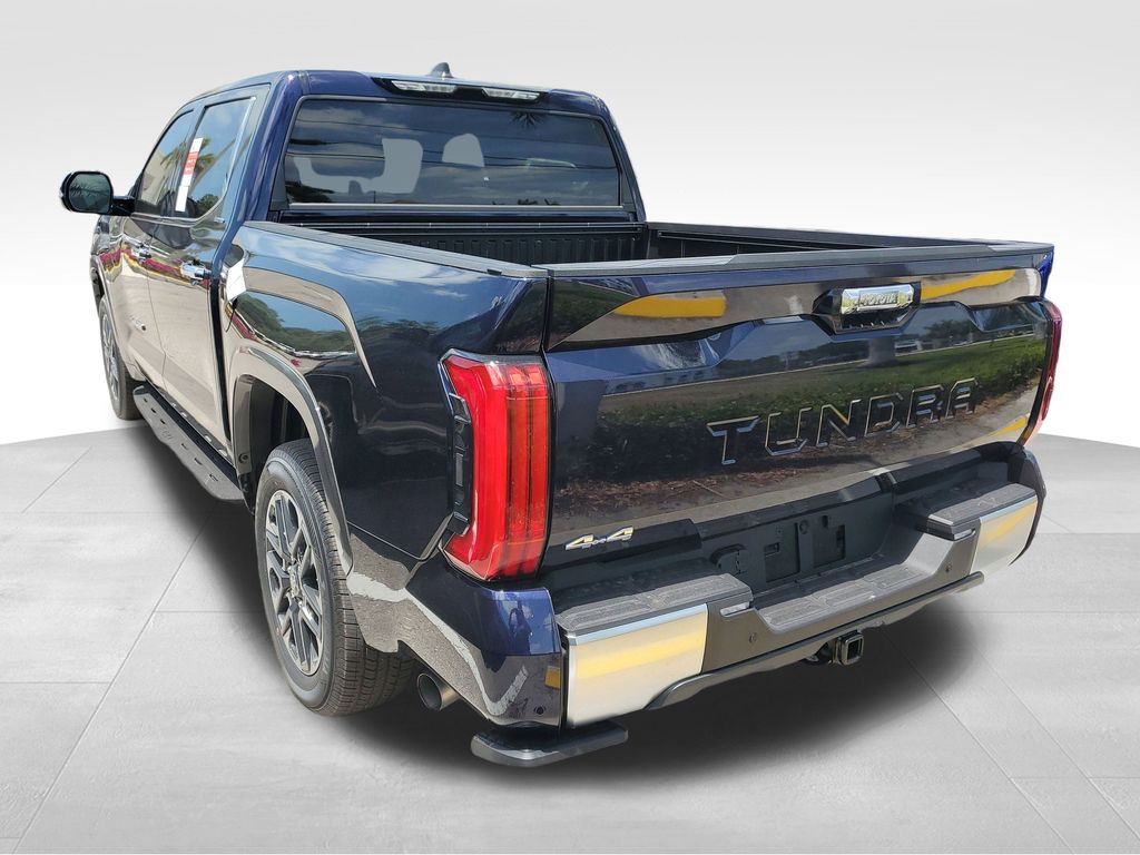 2025 Toyota Tundra Limited Image 7 of 32