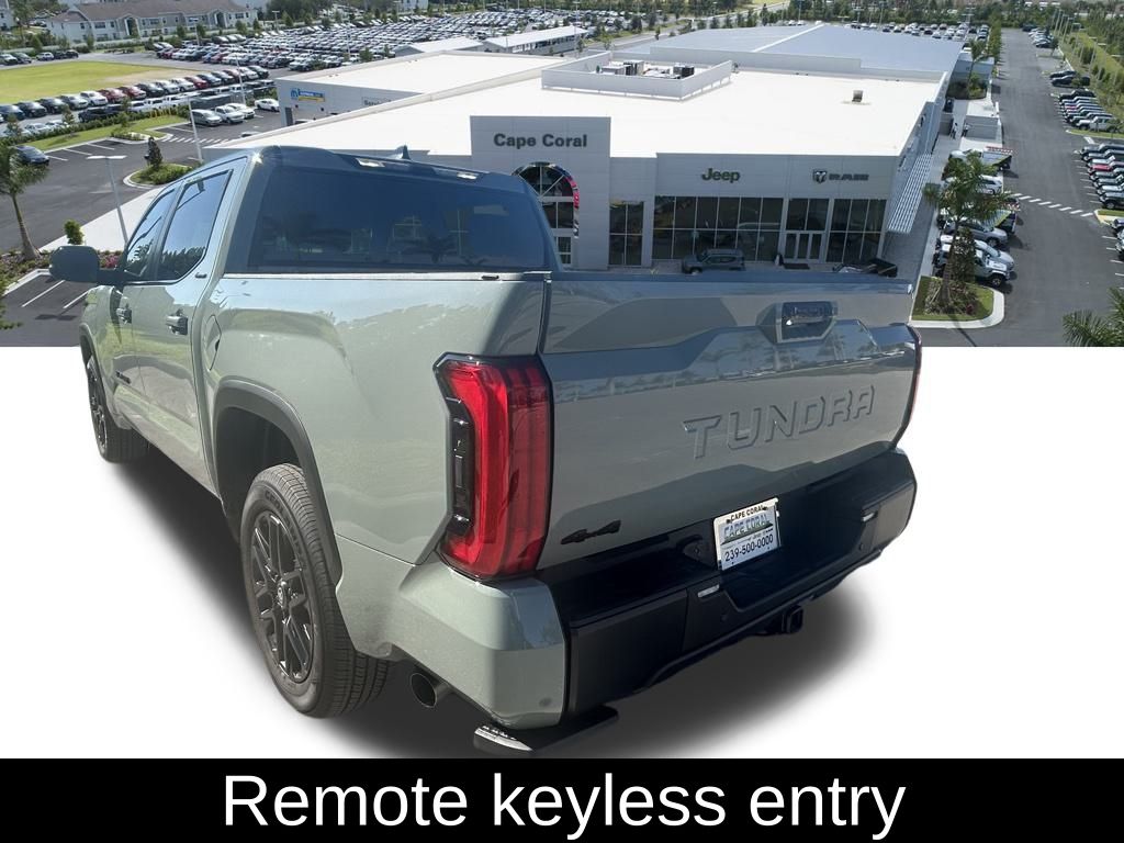 Vehicle image 7 of 41