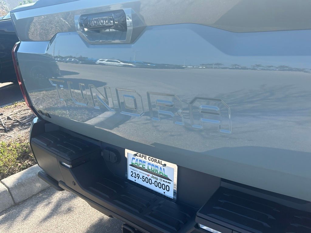Vehicle image 36 of 41